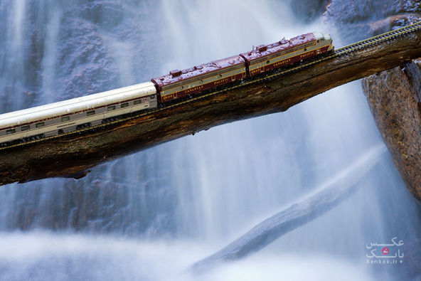 سفر با قطارهای غیر معمول در سراسر کانادا/بانک عکس/آبشار عبور